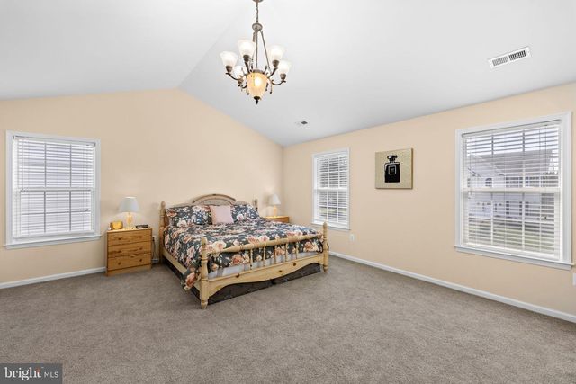 10414 N MCCLELLAN DR, Fredericksburg, VA 22408