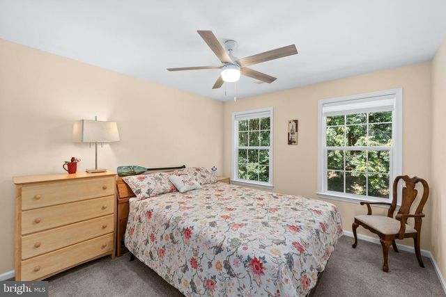 10414 N MCCLELLAN DR, Fredericksburg, VA 22408