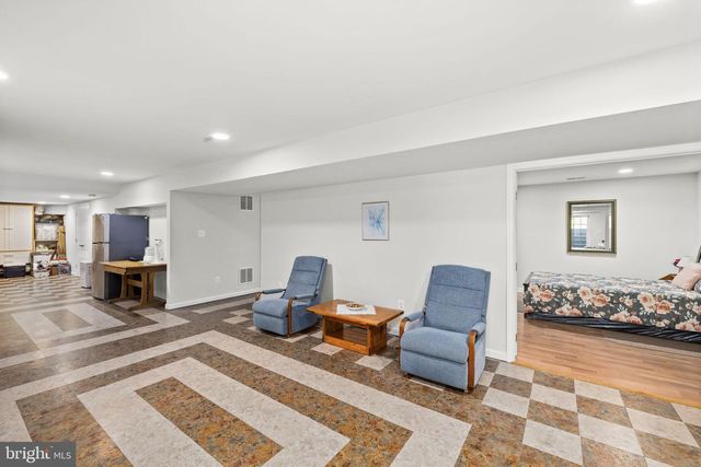 10414 N MCCLELLAN DR, Fredericksburg, VA 22408
