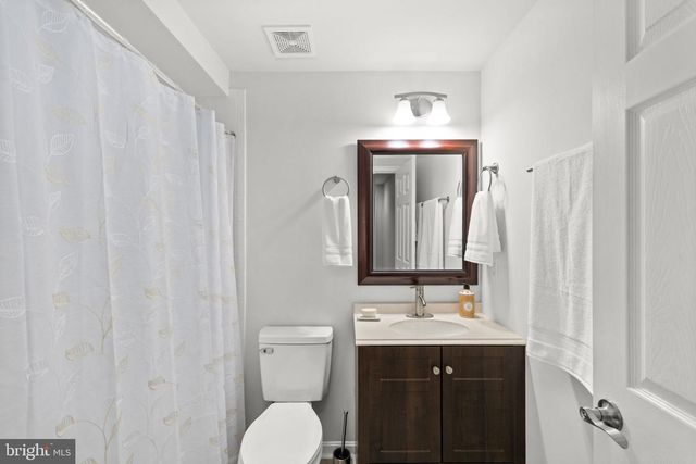 10414 N MCCLELLAN DR, Fredericksburg, VA 22408
