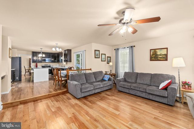 10414 N MCCLELLAN DR, Fredericksburg, VA 22408