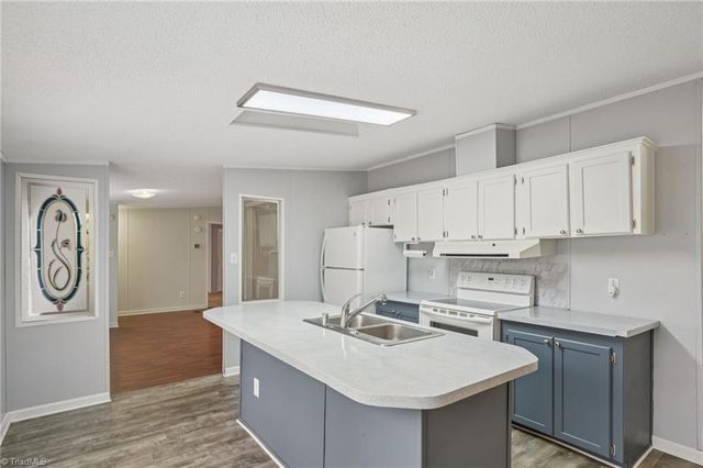 5108 Prudencia Drive, Mcleansville, NC 27301