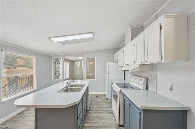 5108 Prudencia Drive, Mcleansville, NC 27301