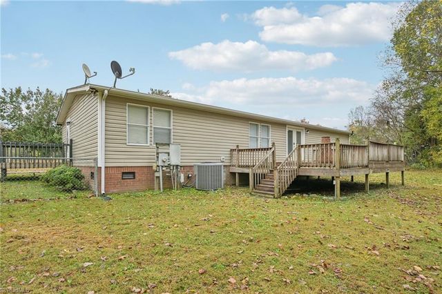 5108 Prudencia Drive, Mcleansville, NC 27301