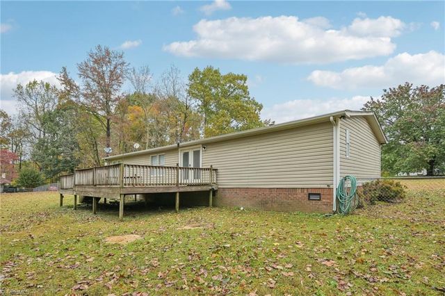 5108 Prudencia Drive, Mcleansville, NC 27301