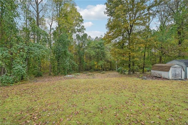 5108 Prudencia Drive, Mcleansville, NC 27301