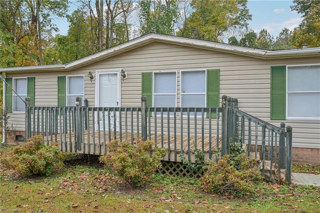 5108 Prudencia Drive, Mcleansville, NC 27301