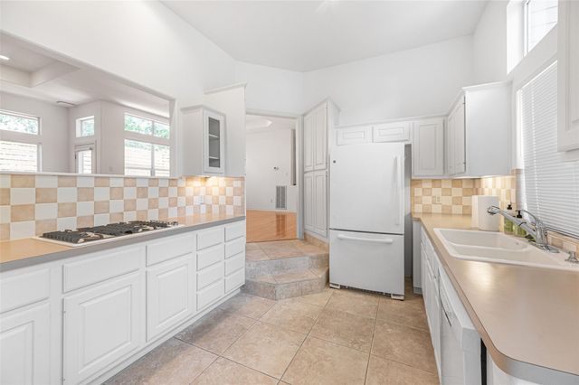 1621 Maggie Mayes ST, Austin, TX 78703