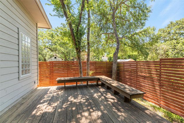 1621 Maggie Mayes ST, Austin, TX 78703