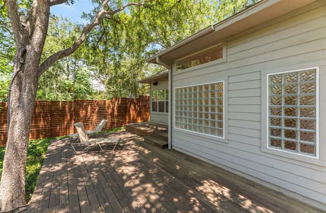 1621 Maggie Mayes ST, Austin, TX 78703