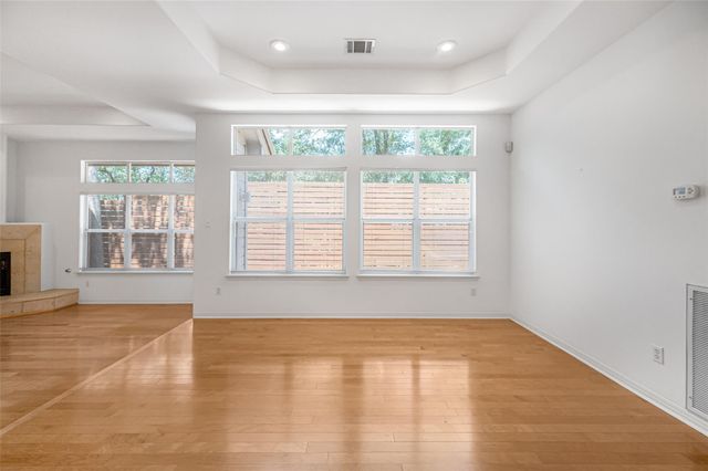 1621 Maggie Mayes ST, Austin, TX 78703
