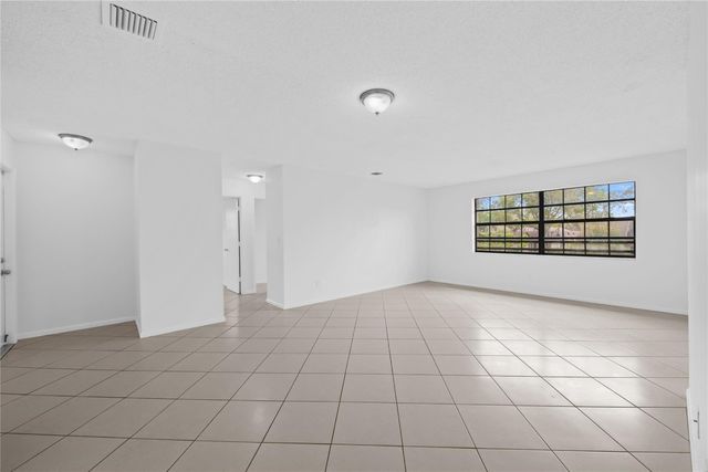 3574 NW 95th Terrace 8Q, Fort Lauderdale, FL 33351