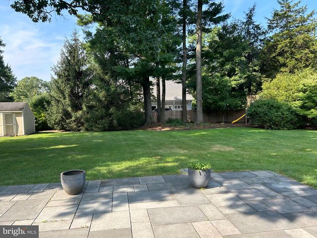 28 PARDOE RD, Princeton, NJ 08540