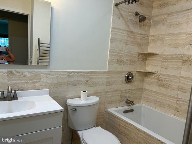 28 PARDOE RD, Princeton, NJ 08540