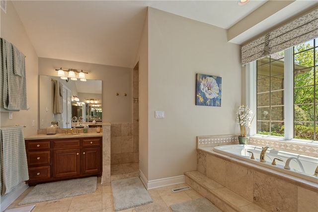 108 Heritage Lane, Center Twp, PA 16001