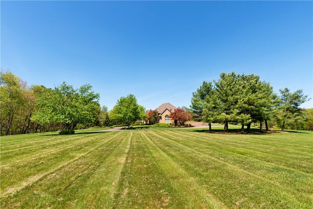 108 Heritage Lane, Center Twp, PA 16001