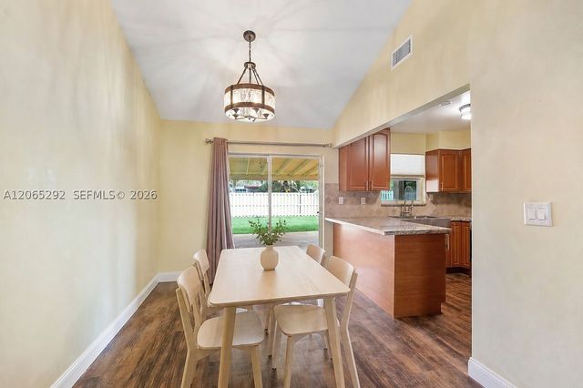 10340 SW 154th Pl 41, Miami, FL 33196