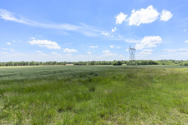5078 Ezbon Holland Rd, Springfield, TN 37172