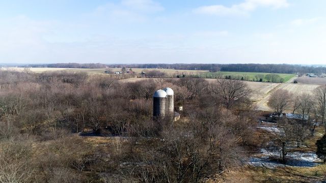 5078 Ezbon Holland Rd, Springfield, TN 37172