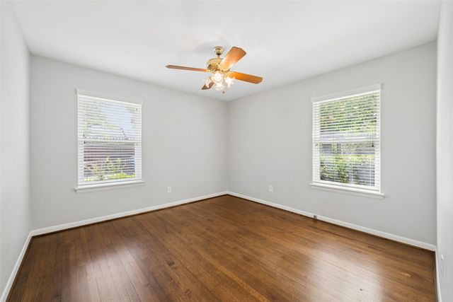 2546 Telegraph Avenue, Dallas, TX 75228