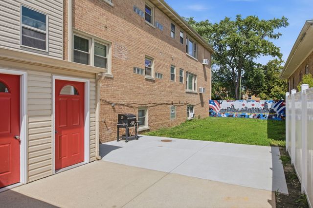 2726 N Nordica Avenue 3, Chicago, IL 60707