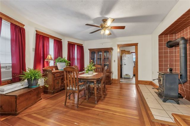 95 Thomas Avenue, Pawtucket, RI 02860
