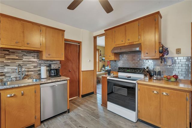95 Thomas Avenue, Pawtucket, RI 02860