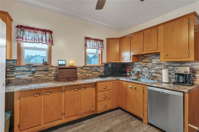 95 Thomas Avenue, Pawtucket, RI 02860