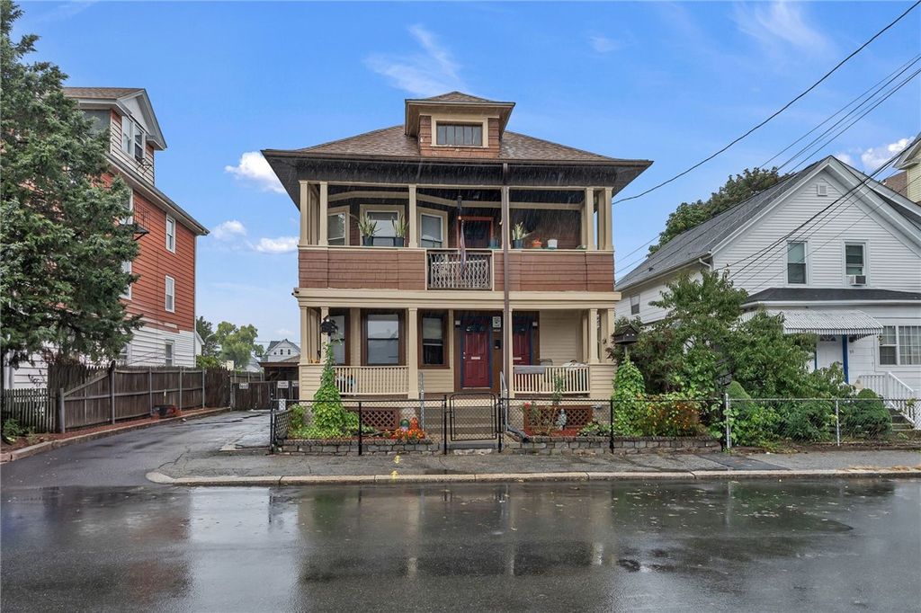 95 Thomas Avenue, Pawtucket, RI 02860