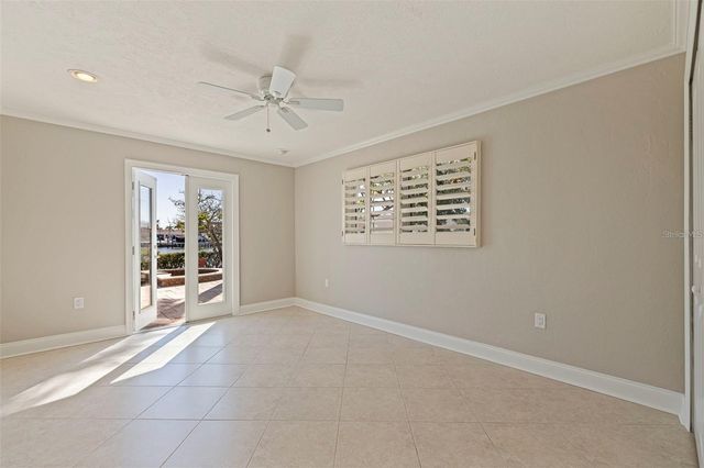 11225 4TH STREET E, Treasure Island, FL 33706