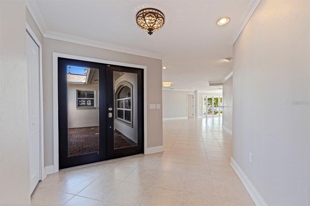 11225 4TH STREET E, Treasure Island, FL 33706