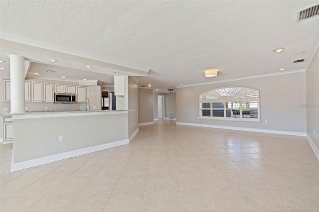 11225 4TH STREET E, Treasure Island, FL 33706