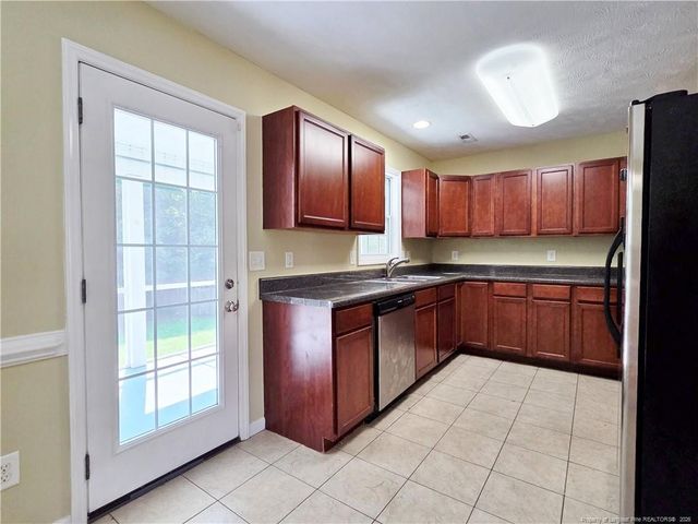 71 Abigail Way, Cameron, NC 28326