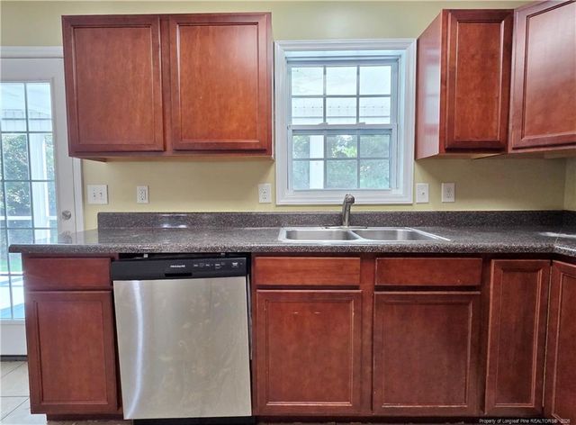 71 Abigail Way, Cameron, NC 28326