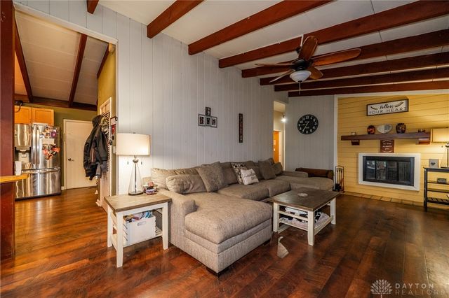 932 Fairacres Drive, Kettering, OH 45429