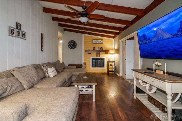 932 Fairacres Drive, Kettering, OH 45429