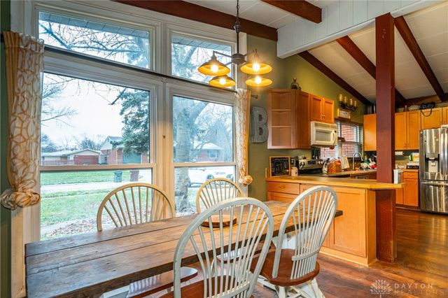 932 Fairacres Drive, Kettering, OH 45429