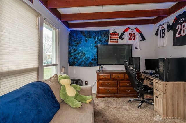 932 Fairacres Drive, Kettering, OH 45429