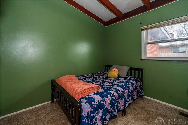 932 Fairacres Drive, Kettering, OH 45429