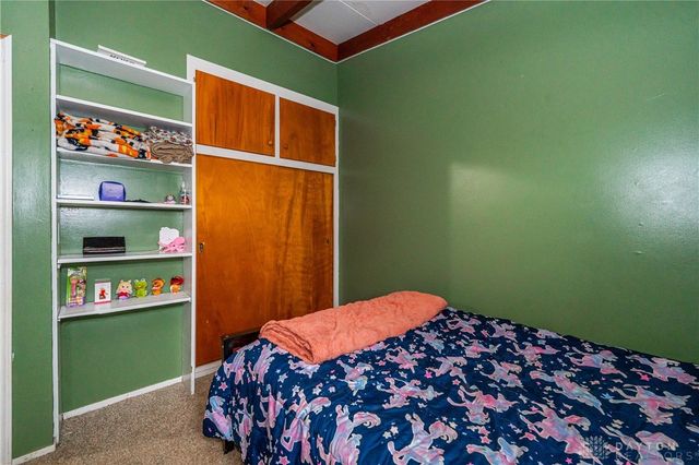 932 Fairacres Drive, Kettering, OH 45429