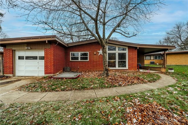 932 Fairacres Drive, Kettering, OH 45429
