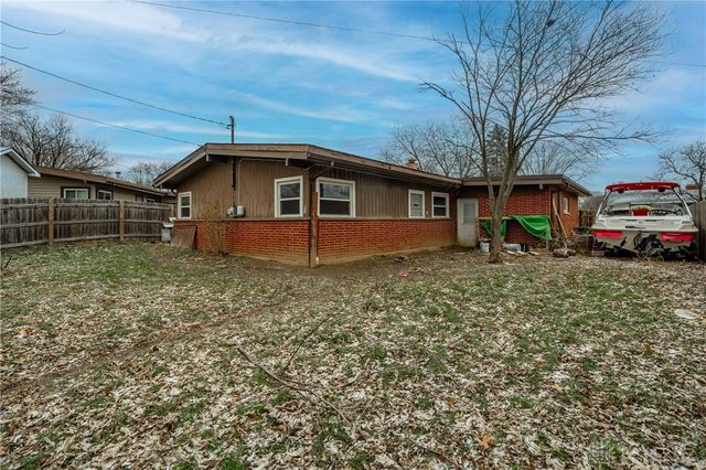 932 Fairacres Drive, Kettering, OH 45429