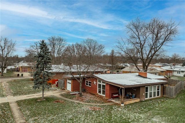 932 Fairacres Drive, Kettering, OH 45429