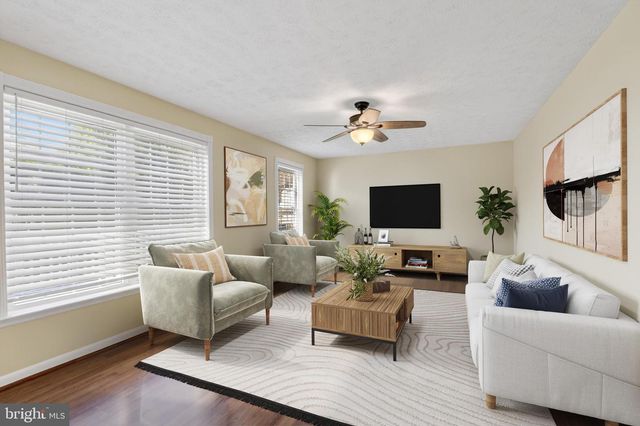 8013 PINK LILY CT, Pasadena, MD 21122