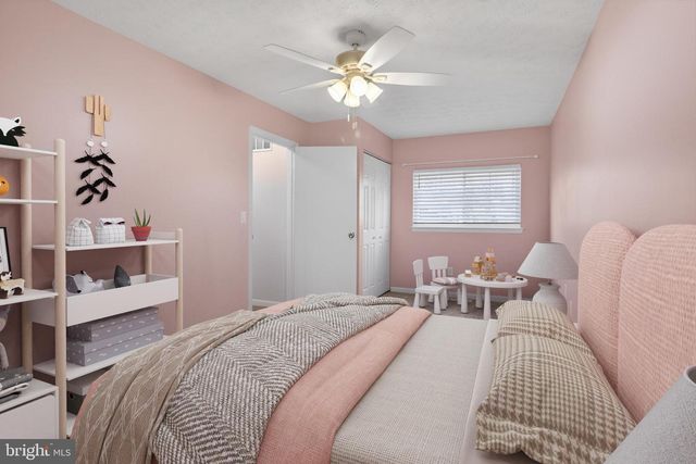 8013 PINK LILY CT, Pasadena, MD 21122