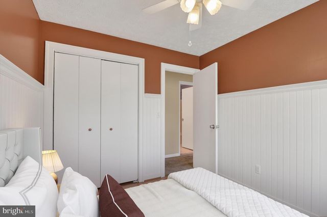 8013 PINK LILY CT, Pasadena, MD 21122