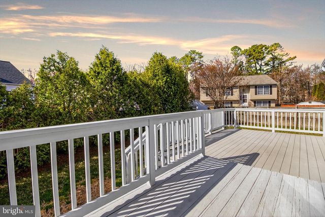 8013 PINK LILY CT, Pasadena, MD 21122