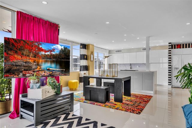 2801 NE 183rd St 1516W, Aventura, FL 33160