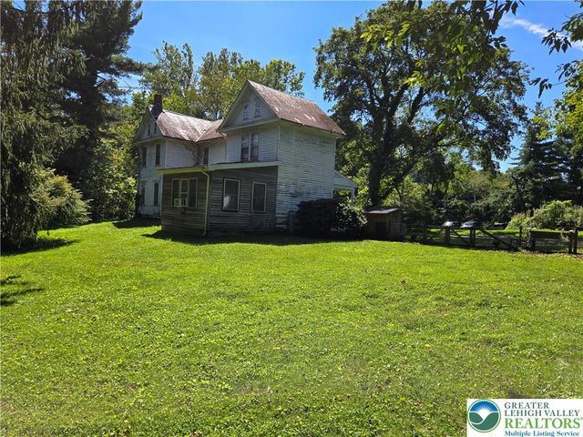 105 Browns Drive, Easton, PA 18042