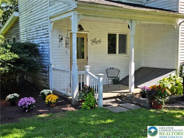 105 Browns Drive, Easton, PA 18042